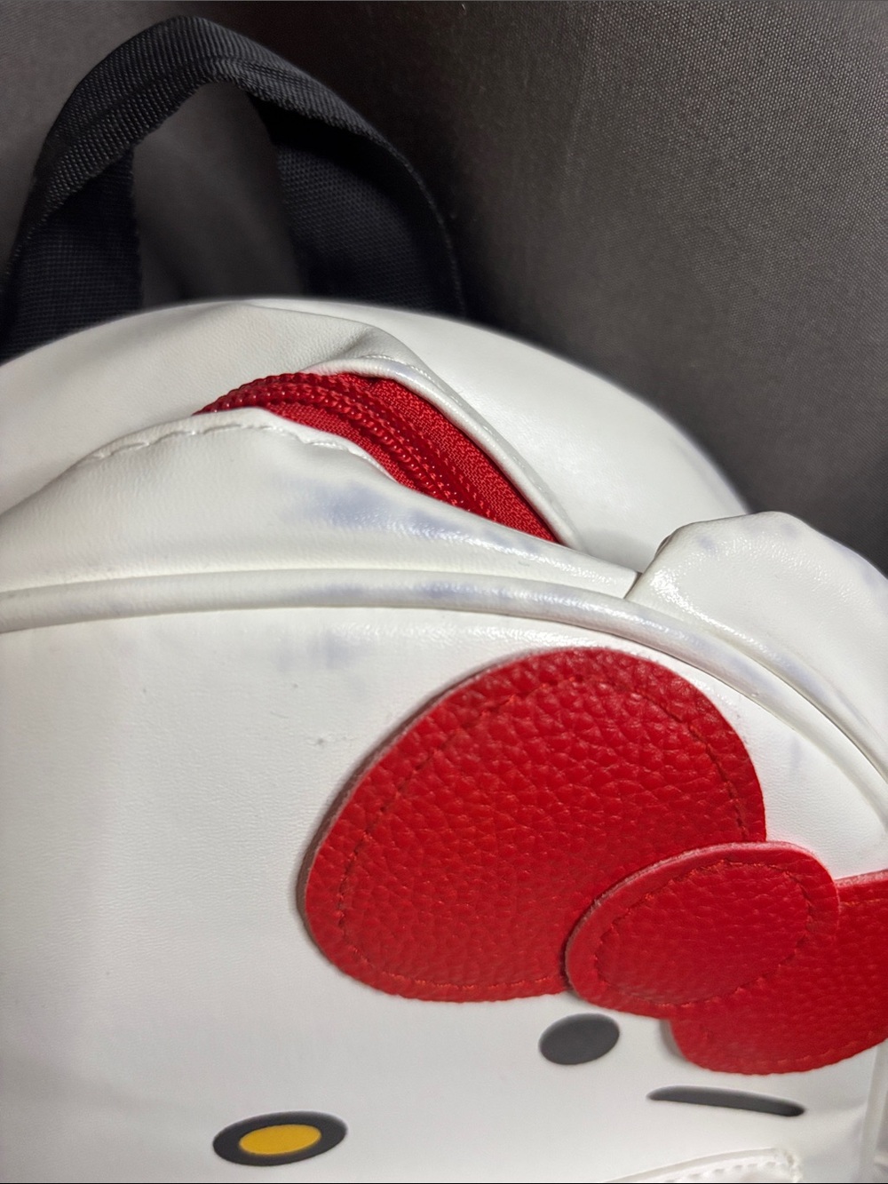 NEW - Hello Kitty Mini Backpack - Picture 2 of 3